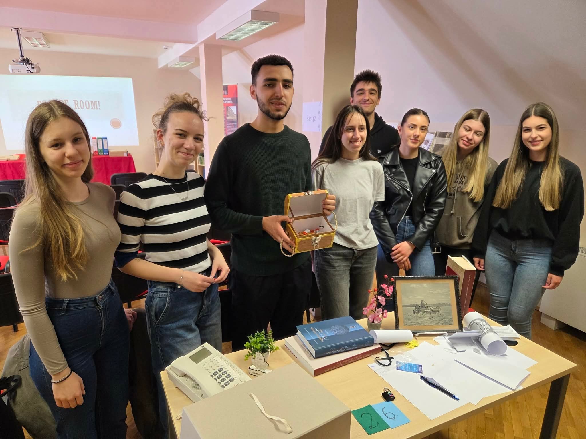 Maturanti Gimnazije Vukovar na escape roomu